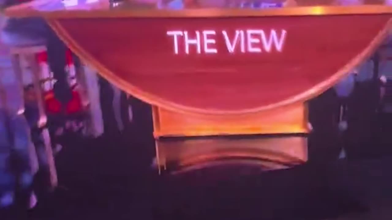 🤣 The View on day after Trump victory 😅