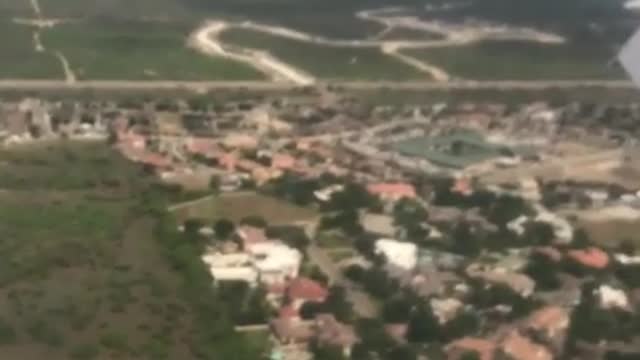 Landing in Laredo 3-27-18