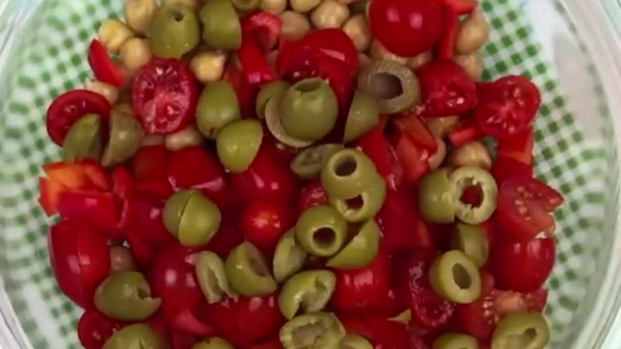 Insalata di ceci: Farà vibrare le vostre papille gustative!