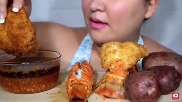 Asmr eating crunchy fried lobster tails