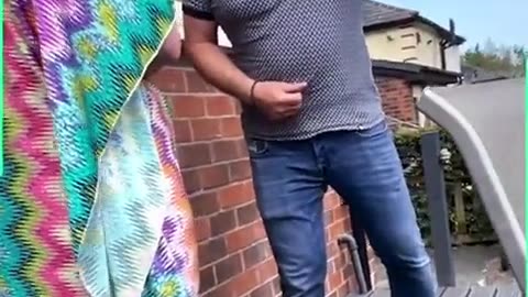 This has got to be parody 🙄