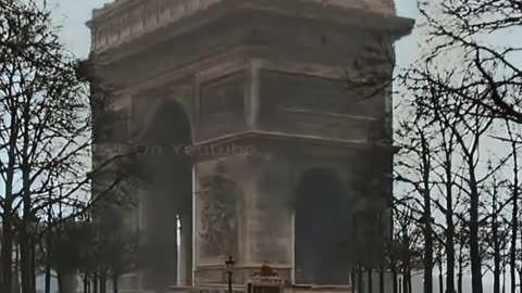 A Day In Paris, France In (1920)