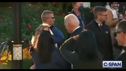 Joe Biden creeps out small girl at Thanksgiving event November 20, 2021