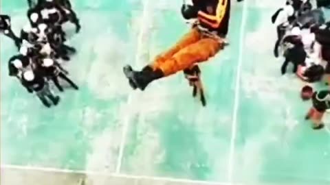 Simplang Trip: One jump standard rappel...