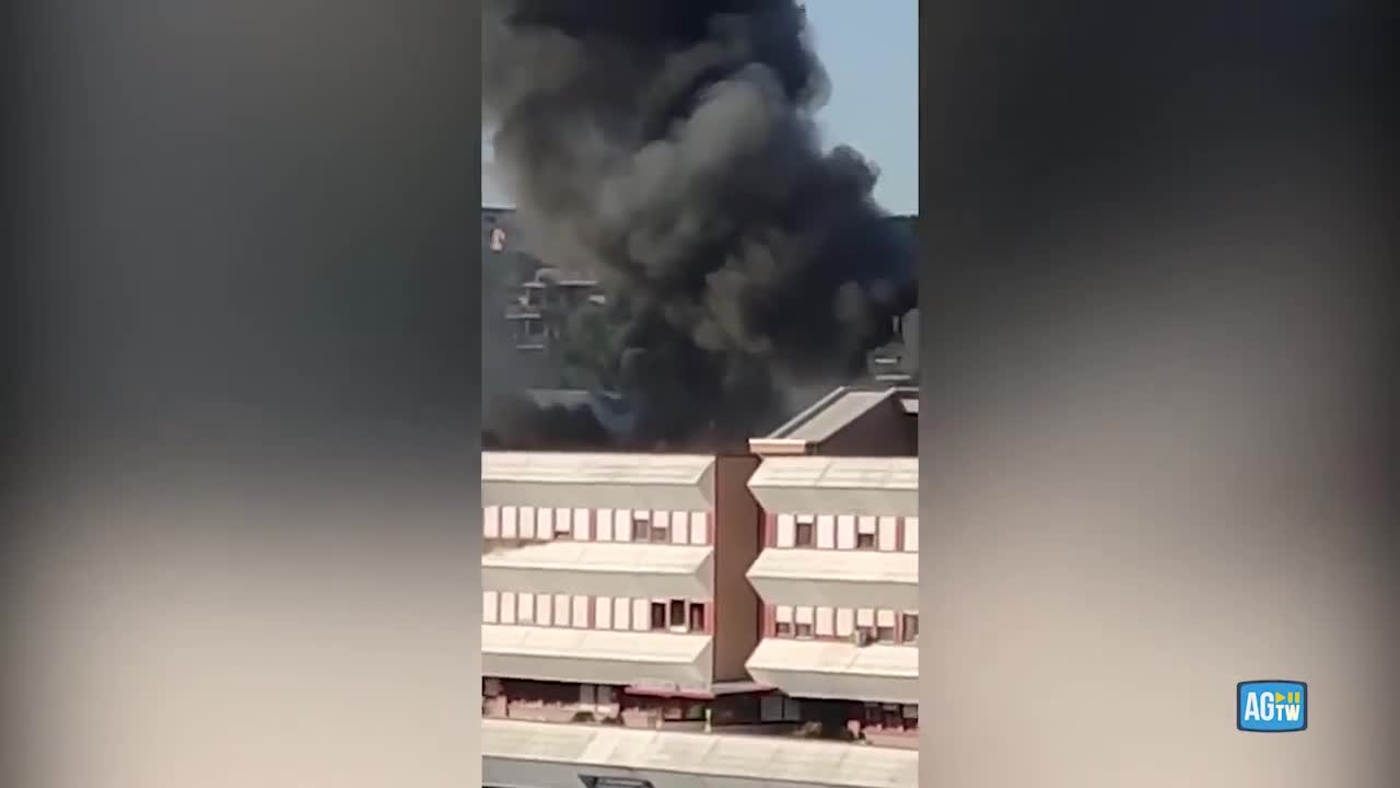 Roma: A fuoco palazzina 8° Reggimento Carabinieri Lazio Caserma Salvo D'Acquisto 15.12.2021