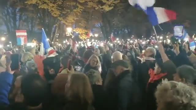 Francia: Manifestazione davanti ambasciata austriaca per il lockdown discriminatorio