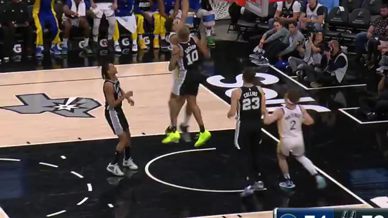 Jackson-Davis Destroys Rim with MONSTER DUNK! (Warriors-Spurs)