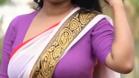 Hottest White Saree Hot Boobs Bomb Girls Viral Shorts Video.