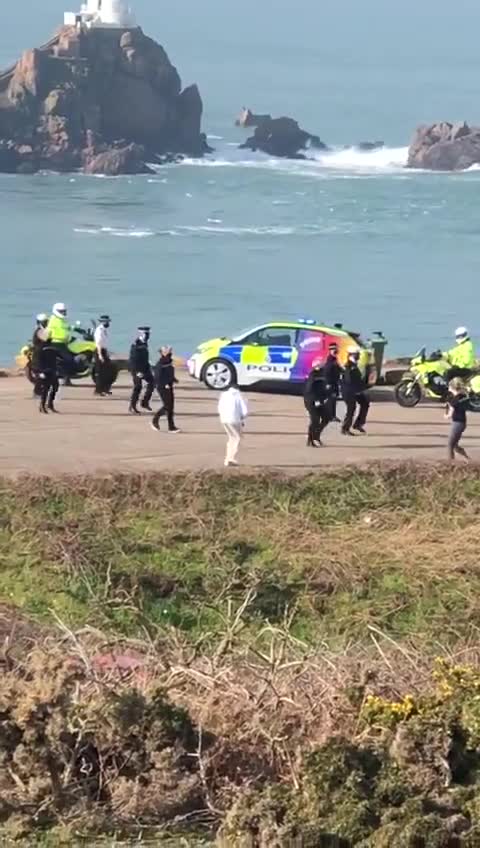 Jersey Police Making Choreographed TikTok Videos - Same Tyrants Beating You Down For Same