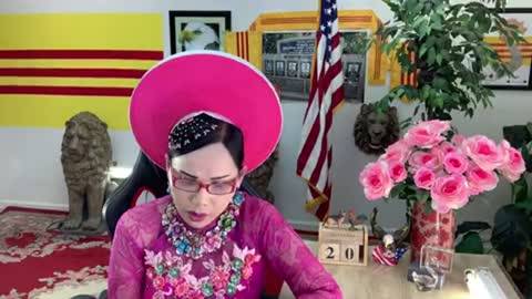 Lisa Pham Khai Dân Trí Ngày 20-2-2021