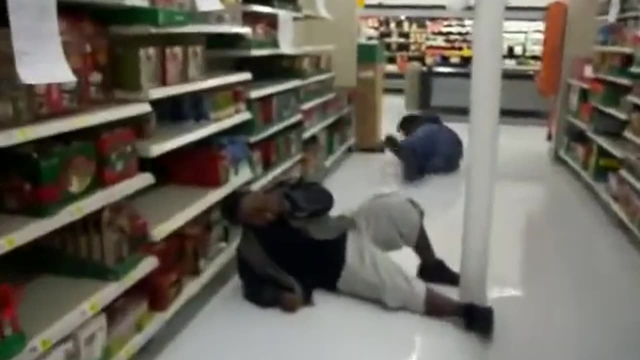 Man walks into pole in supermarket