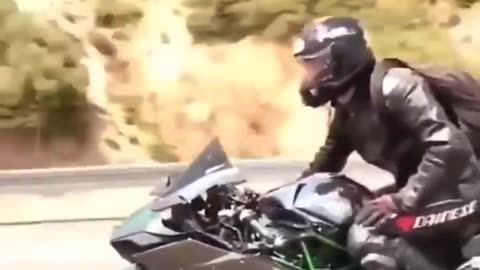 Ninja H2R vs ferrari🔥🔥🔥🔥