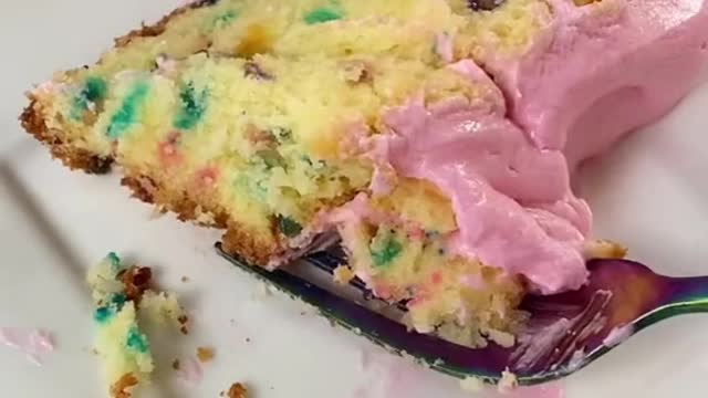 Make delicious bread with bread, eggs and butter