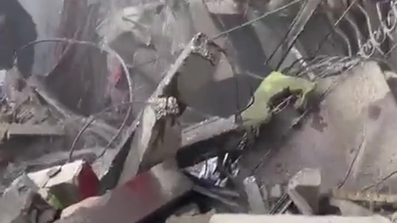 Israeli bombing claims a Palestinian girl, 10/28/2023