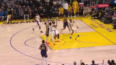NBA - Podziemski floater at the 3Q 🚨 @Lakers 91 @warriors 99