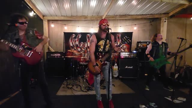 Wyld Ryde "Puppet On A String"