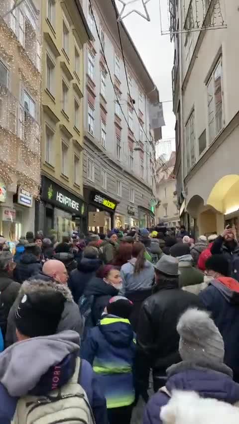 LOVE MY AUSTRIAN PATRIOTOS PUSHING BACK AGAINST THESE TYRANTS!!!