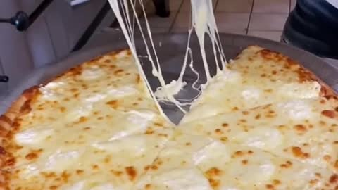 Cheese pizza