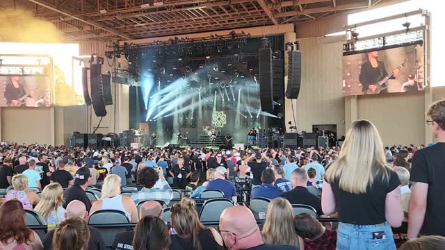 Breaking Benjamin "So Cold"