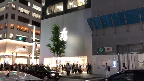 Ginza Japan Apple products are for jerks?