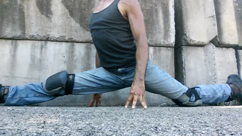 Splits At Parking Lot Wall (1)