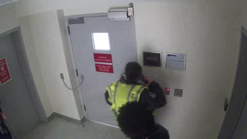 5180CHOBBANorthLobbyStair8_2021-01-06_23h00min03s733ms.mp4