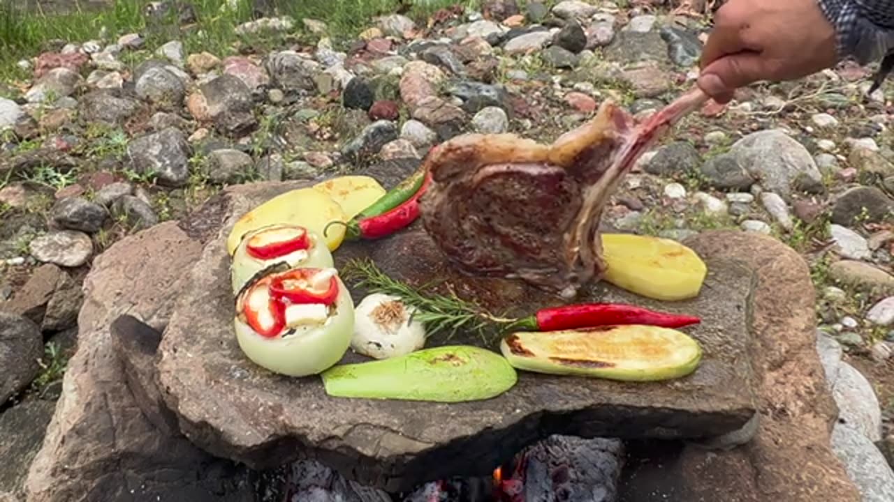 Dallas Steak on Natural Stone 🥩 | Cooking Dallas Steak on a Hot Stone with Nature