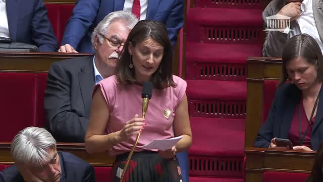 Elsa Faucillon sur la macronie