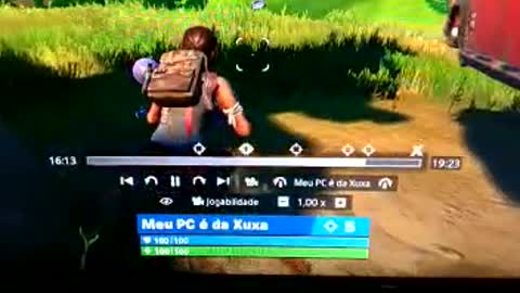 Fortnite Lara´s hit opponent with pump shotgun.