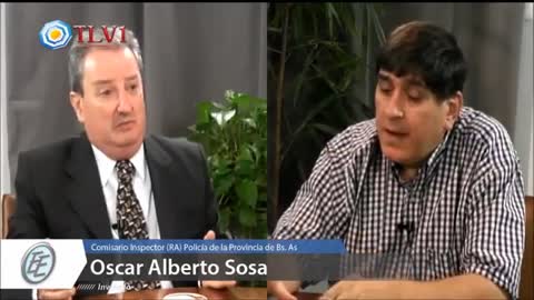 43 El Espejo N° 43 Oscar Sosa; 'Vivimos la continuación de la guerra de los 70 y