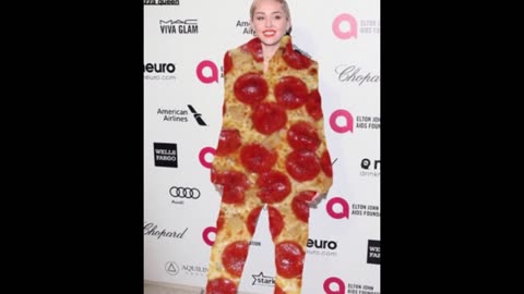 'MILEY CYRUS PIZZAGATE CELEBRITY TRAFFICKING NETWORK! (ILLUMINATI, WIKILEAKS)' - 2016