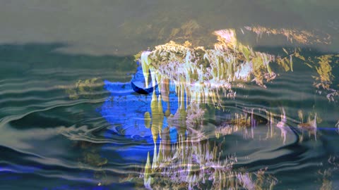 Wassertropfen mit Lichtsprache Sandra Lau 3Dsound nutze unbedingt Kopfhörer für die 8D(Directions)