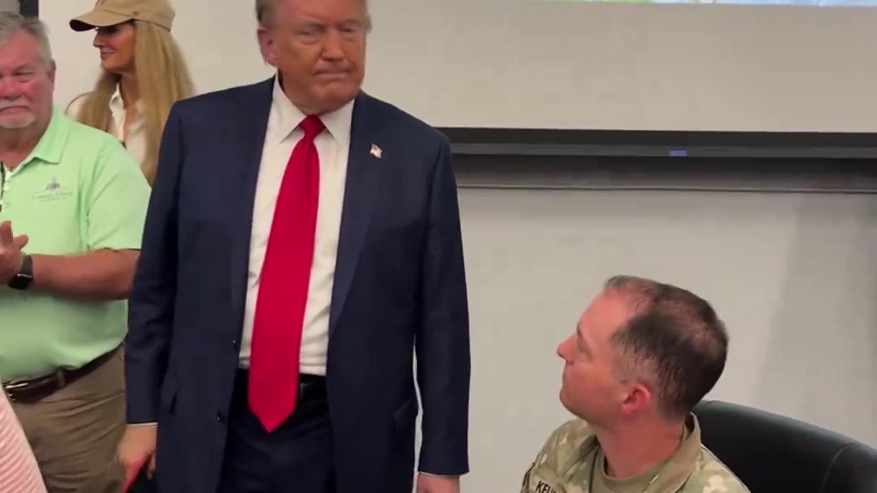 🙏🇺🇸 Trump Thanks Tireless Workers at Lowndes County Emergency Management Agency!