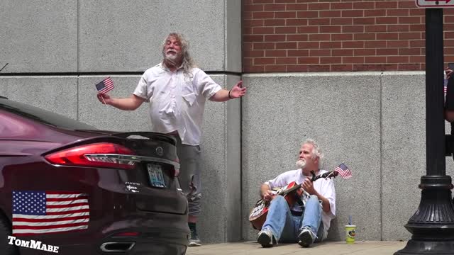 Homeless Heroes Praise America in Song