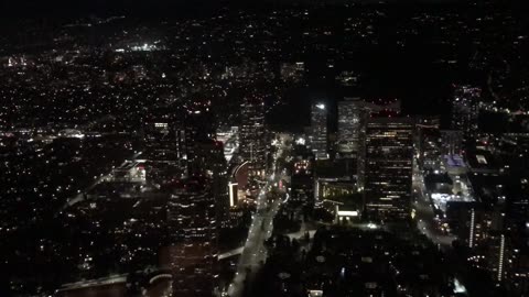 Night flight into Santa Monica (KSMO.)