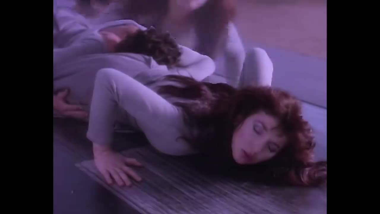 Kate Bush - Running Up That Hill