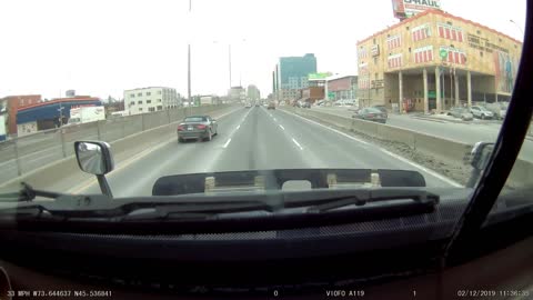 Car Has Tire Fall Off on Freeway, Keeps Driving