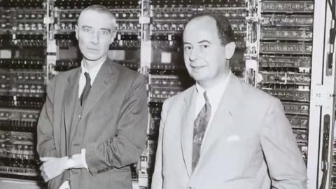 TIME TRAVELER FROM 2749 REVEALS PROPHECIES THAT ARE ABOUT TO COME TRUE!!!