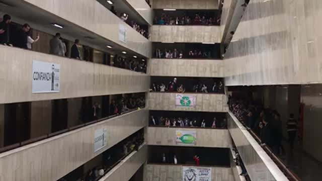 cacerolazo en el Congreso este martes