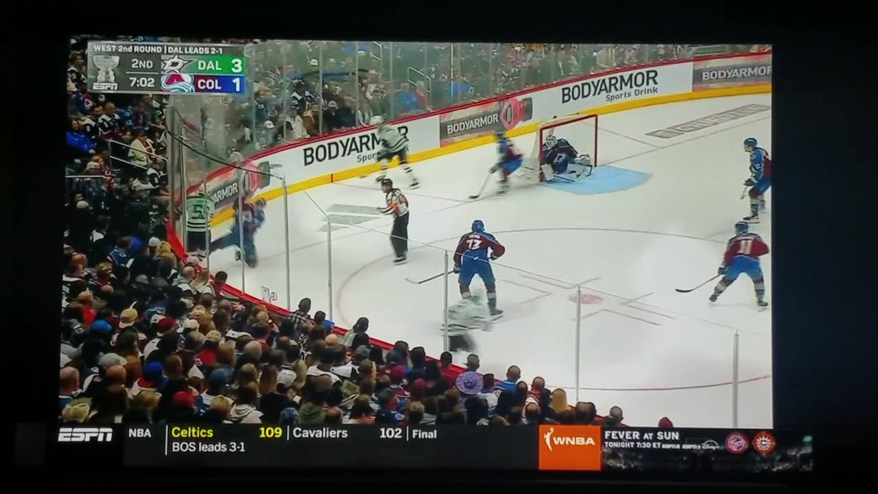 West 2nd Round Game 4 - DAL vs COL - Stars Lead 3-1