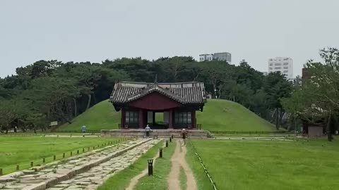 Walk oriental park