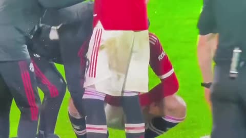 MAN U Fotballer Victor Lindelof Chest Pain