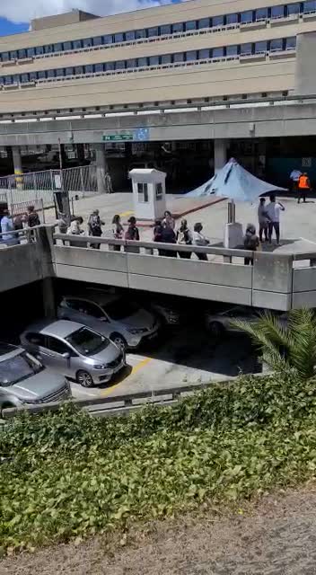 Hundreds of private healthcare workers in the Western Cape get Covid-19 vaccine