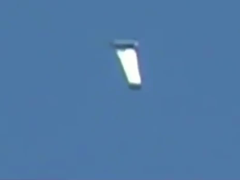 WEDGE Shaped UFO?!?!?!