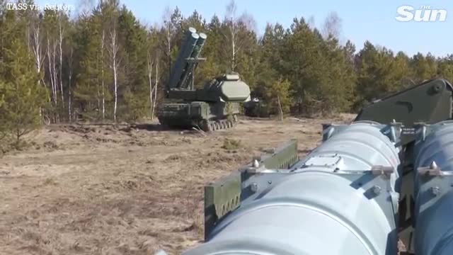 Russian army prepare surface-to-air missile systems in Ukraine