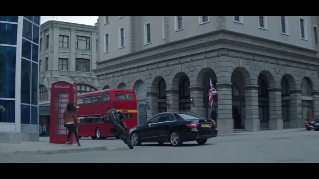 Hobbs vs Shaw best action scene