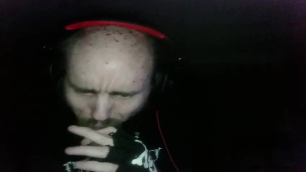 Cyraxx live on YT. "AINT BACKIN DOWN !!!!!!!!!!!!". 5/29/2024.