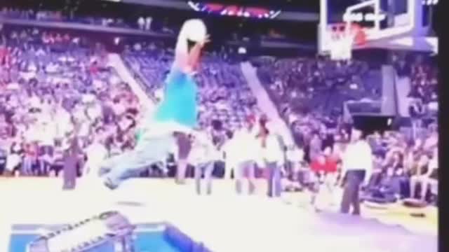 Basketball funny moments