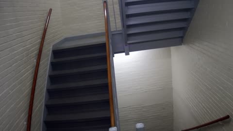 3886FHOB05Stair1_2021-01-06_17h00min01s920ms.mp4