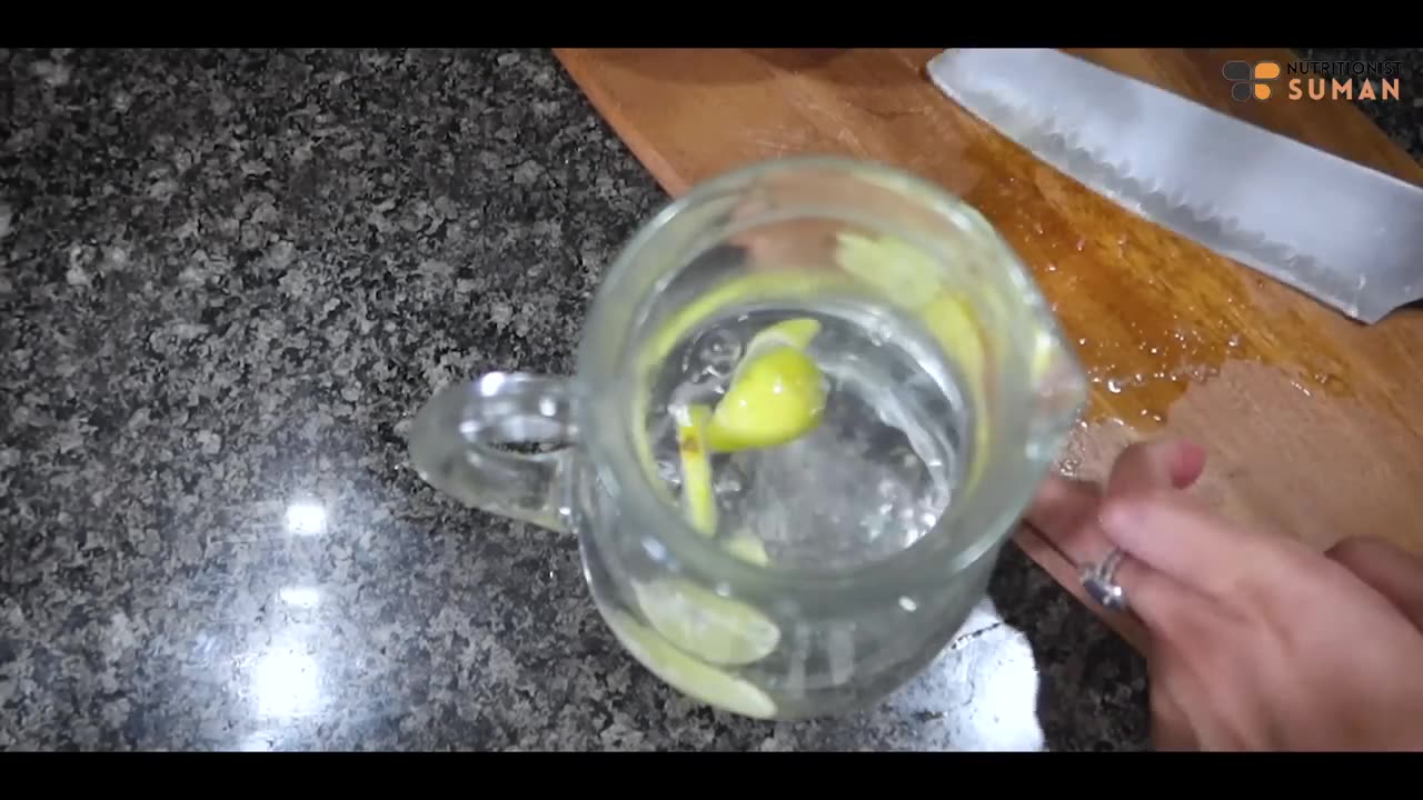 Get Flat Belly/Stomach In 7 Days - No Diet/No Exercise | 7 Detox Water - Lose Belly Fat Fast (Hindi)